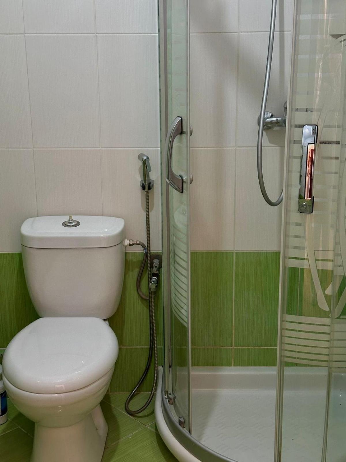 Esmeralda Apartaments Sarandë エクステリア 写真