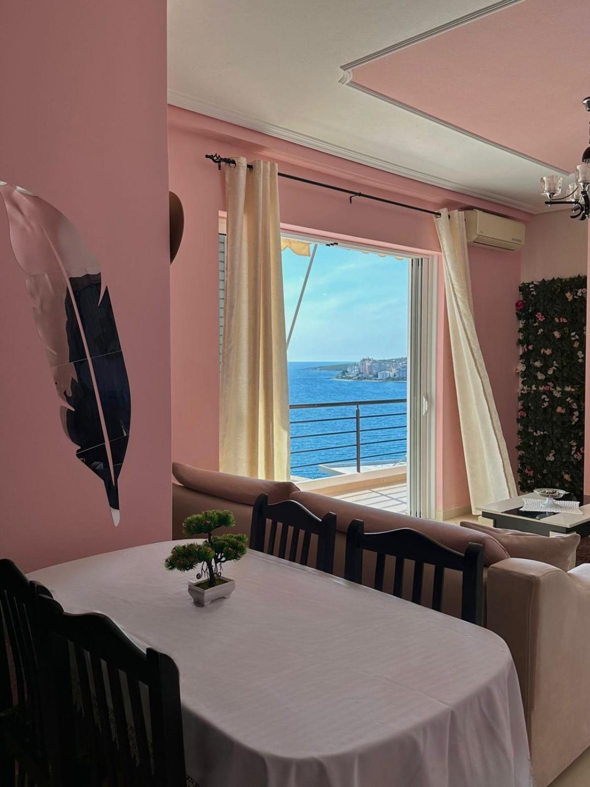 Esmeralda Apartaments Sarandë エクステリア 写真