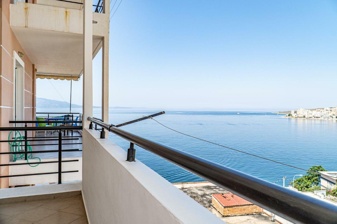 Esmeralda Apartaments Sarandë エクステリア 写真